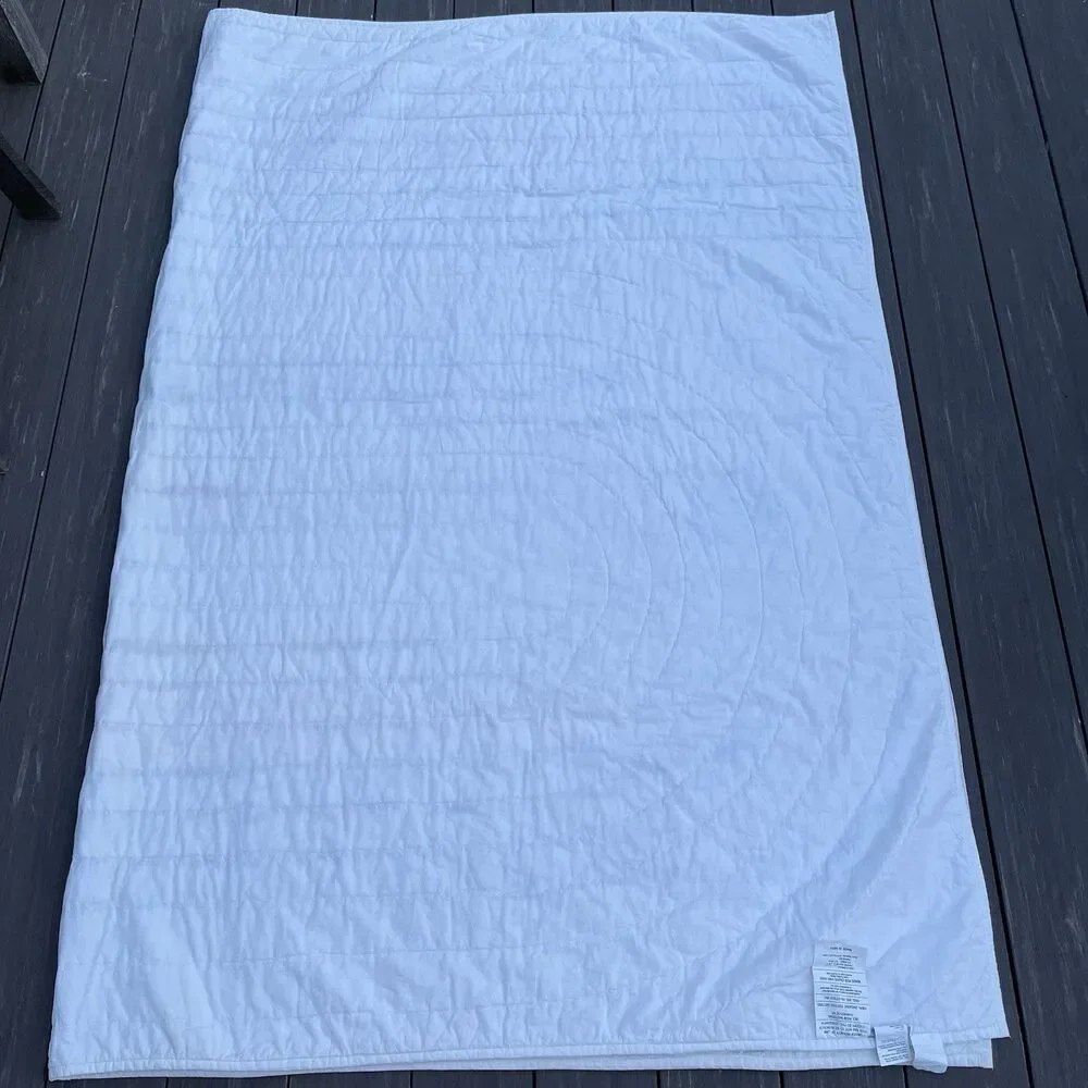 Crate & Barrel Kids Dynamic Trail Twin Quilt Comforter 100% Organic Cotton 66x86